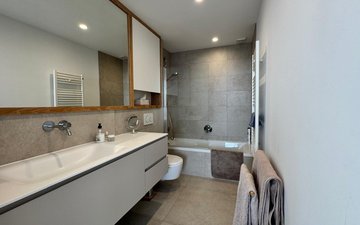 Property slide 10