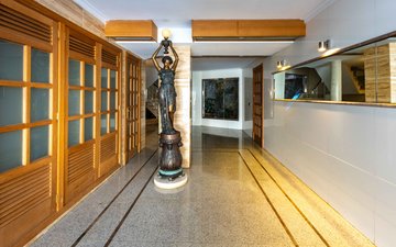 Property slide 25