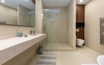 Property slide 16
