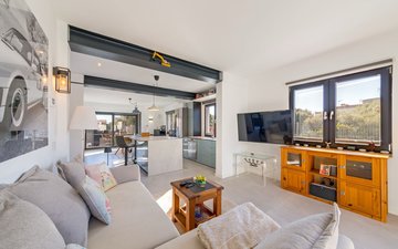 Property slide 8