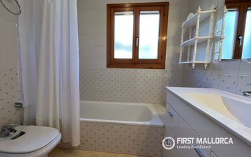 Property slide 25