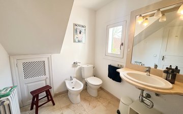 Property slide 21