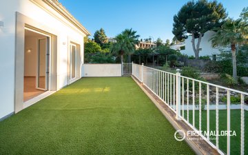 Property slide 14