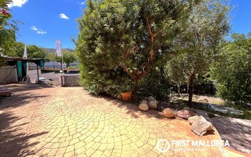 Property slide 16
