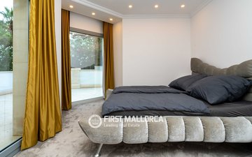 Property slide 32