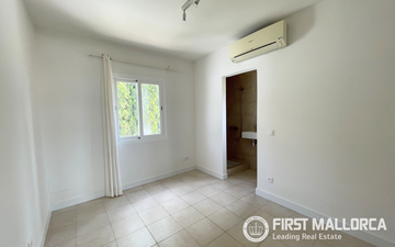 Property slide 10