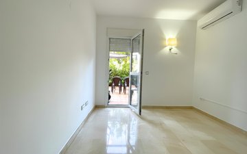 Property slide 10