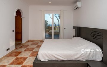 Property slide 14