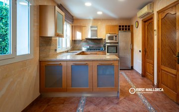 Property slide 10