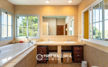 Property slide 24