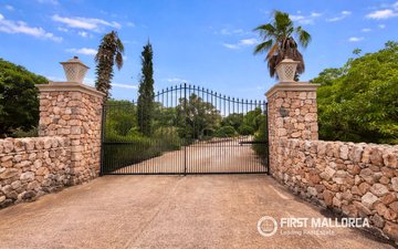 Property slide 18