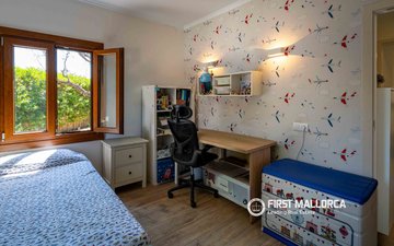 Property slide 17