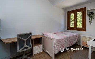 Property slide 18