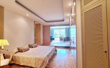Property slide 18