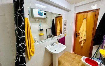 Property slide 18