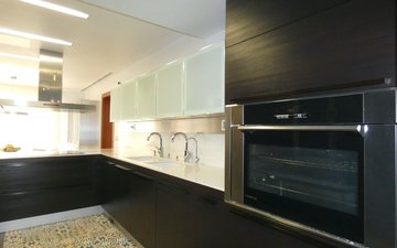 Property slide 20