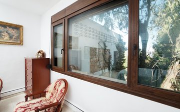 Property slide 25