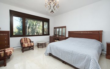 Property slide 17