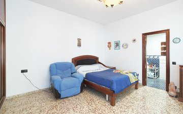 Property slide 34