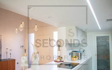 Property slide 21