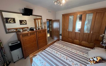 Property slide 24