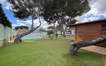 Property slide 44