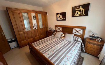 Property slide 25