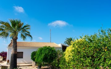 Property slide 44