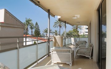 Property slide 40