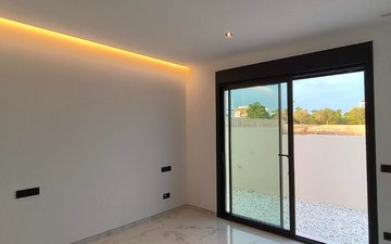 Property slide 50