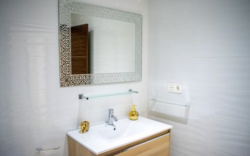 Property slide 20