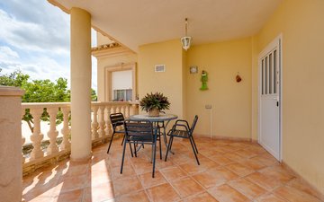 Property slide 18