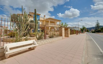 Property slide 31