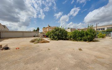 Property slide 23