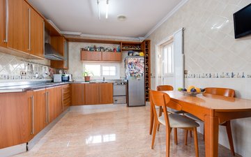 Property slide 44