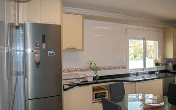 Property slide 18