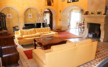 Property slide 35