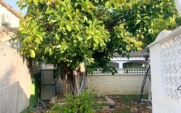 Property slide 15