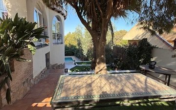 Property slide 27
