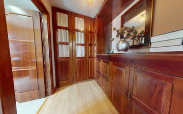 Property slide 32
