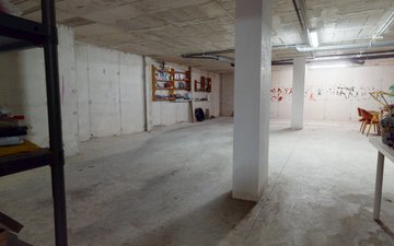 Property slide 21