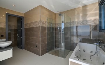 Property slide 15