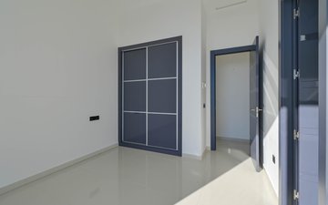 Property slide 22