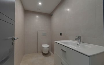 Property slide 36