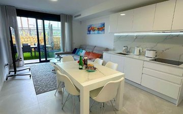 Property slide 32