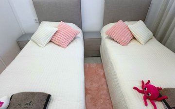Property slide 50