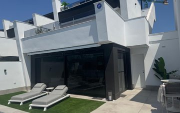 Property slide 32