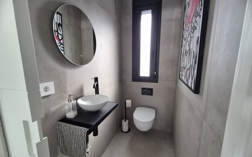 Property slide 21