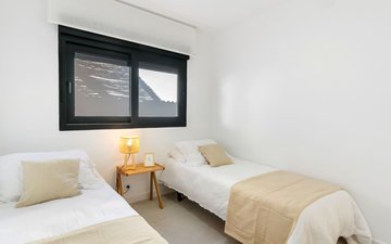 Слайд недвижимости 16