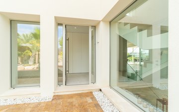 Property slide 25
